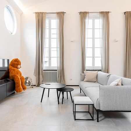 Diaz Novantuno - Luxury Apartments Como City Center Bagian luar foto