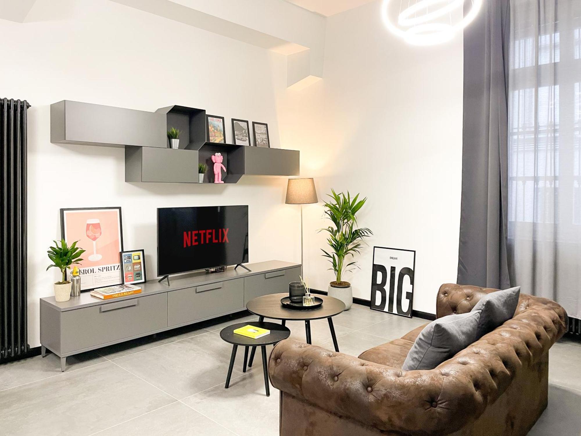 Diaz Novantuno - Luxury Apartments Como City Center Bagian luar foto