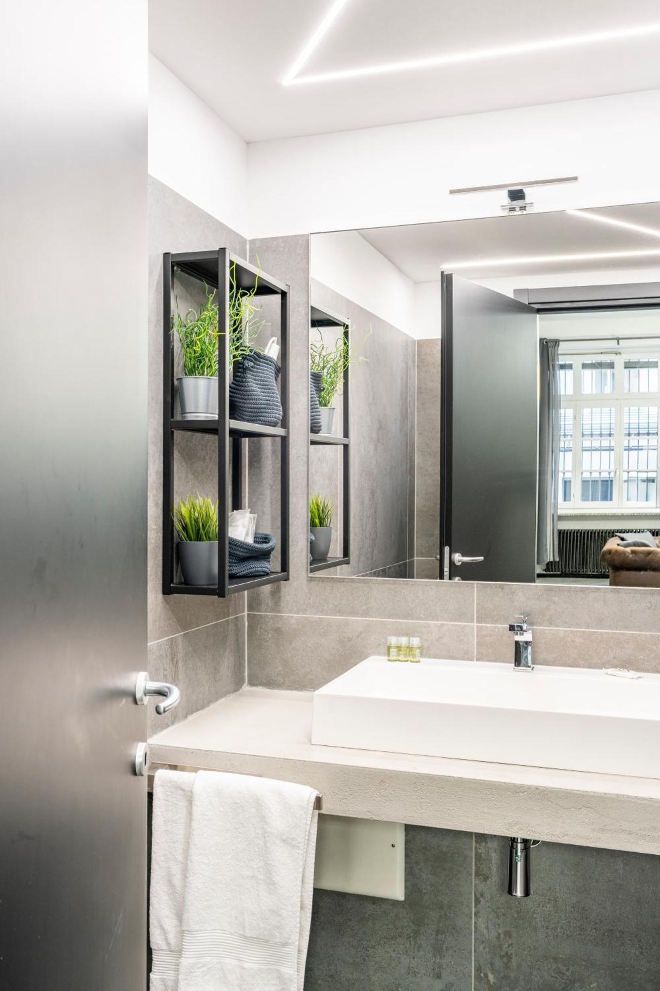 Diaz Novantuno - Luxury Apartments Como City Center Bagian luar foto